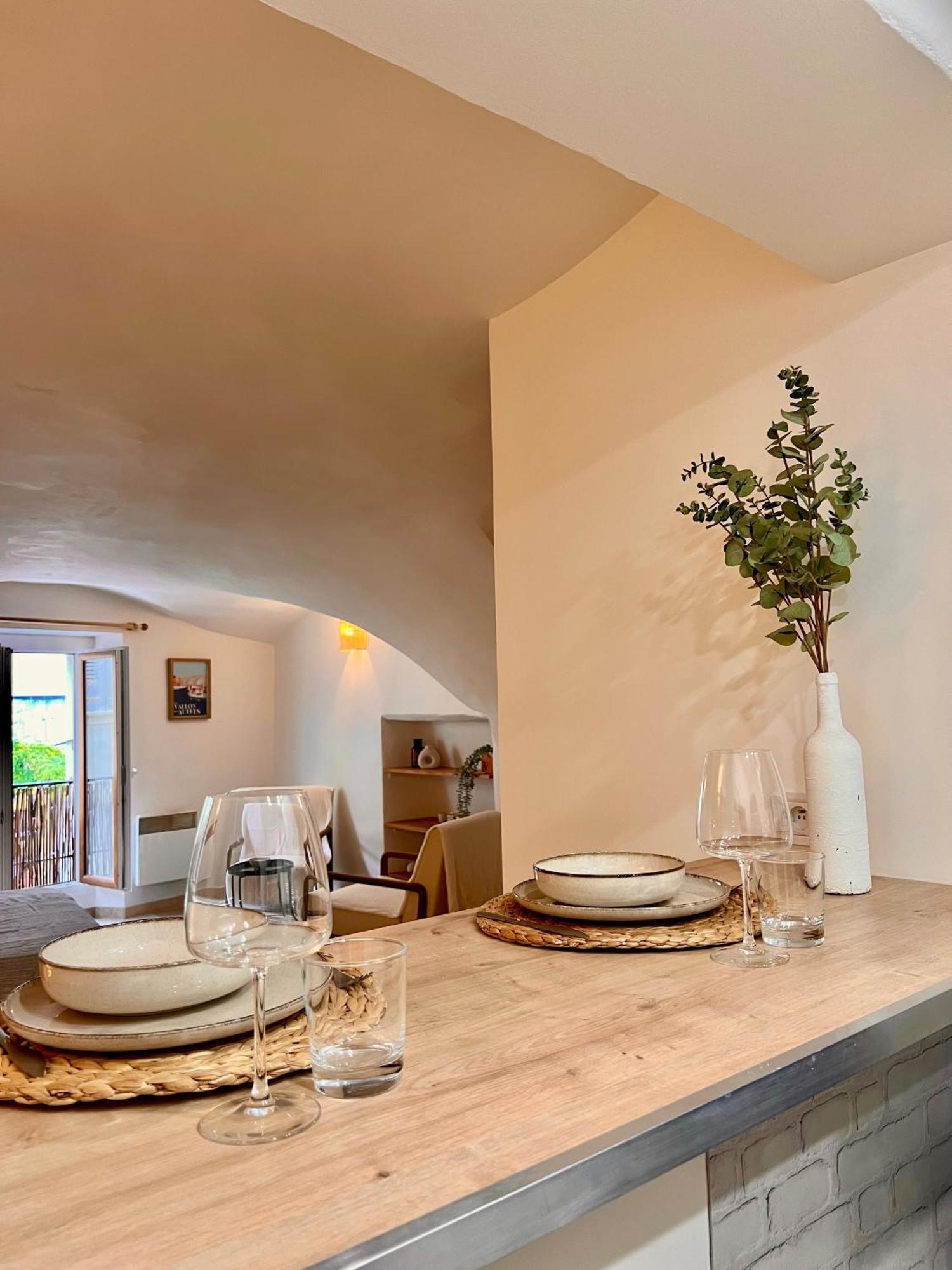 Coeur Du Luberon Apartment ลูร์มาแร็ง ภายนอก รูปภาพ